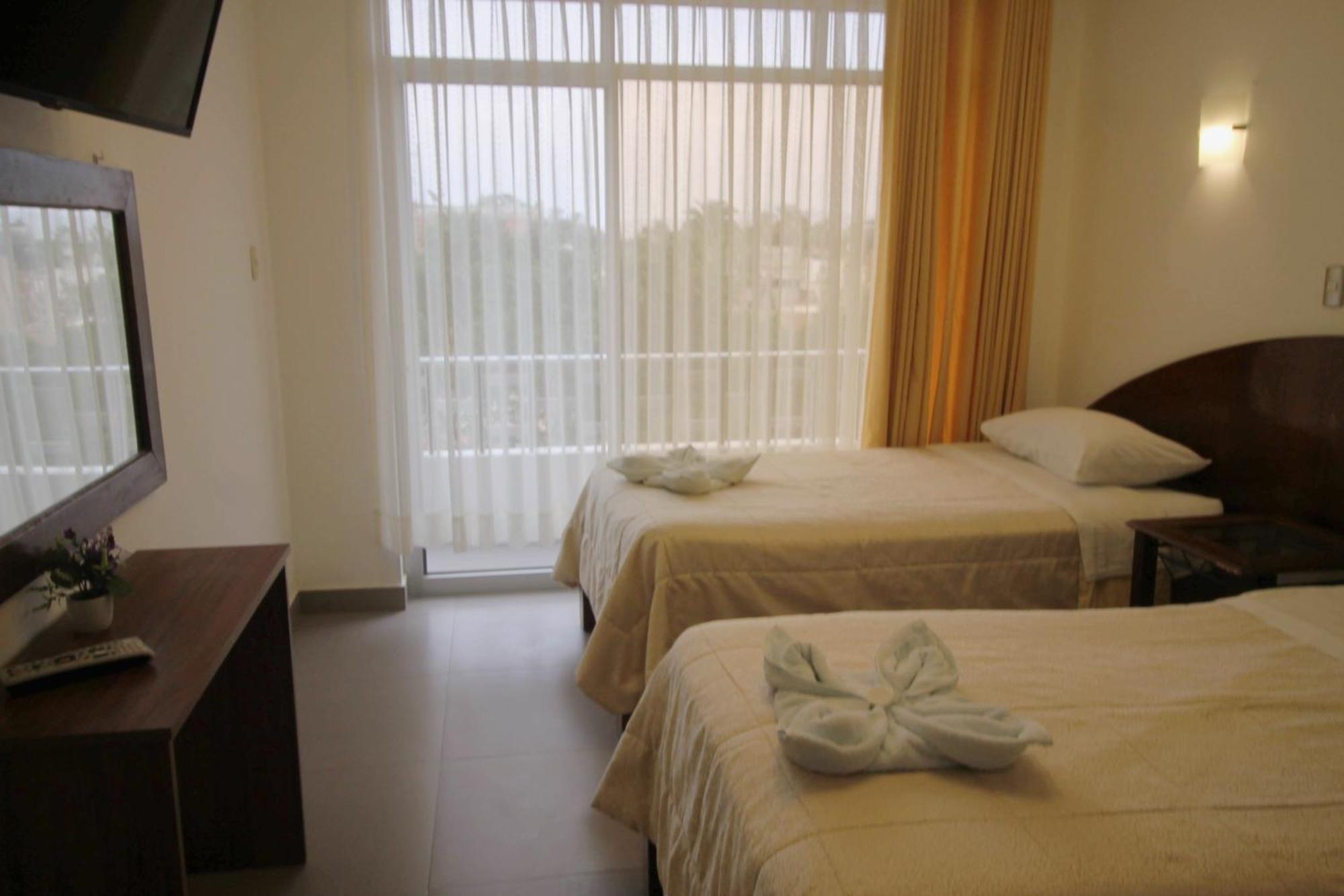 Hotel Mar Azul à Paracas Extérieur photo